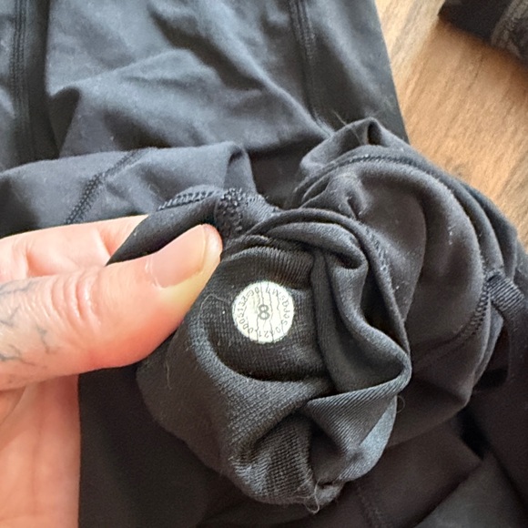 Lululemon Wunder Legging - Picture 6 of 7